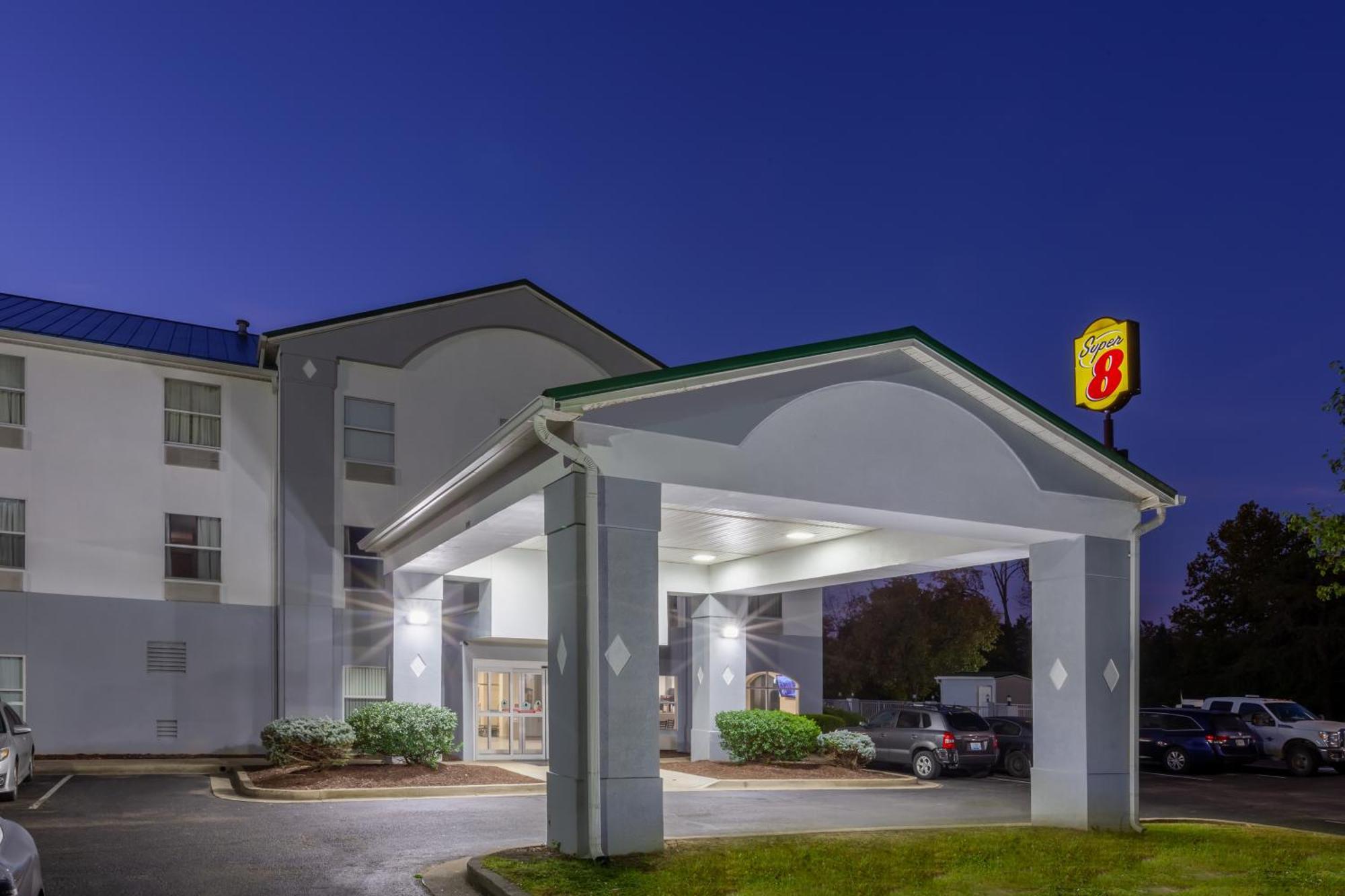 Super 8 By Wyndham La Grange Ky Hotel Exterior foto